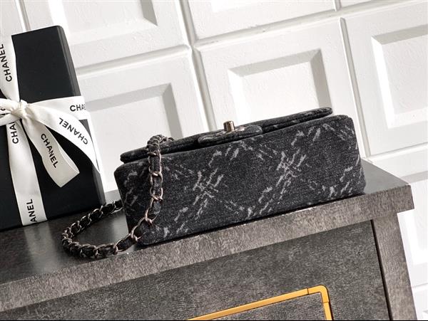 2026127205655691 700